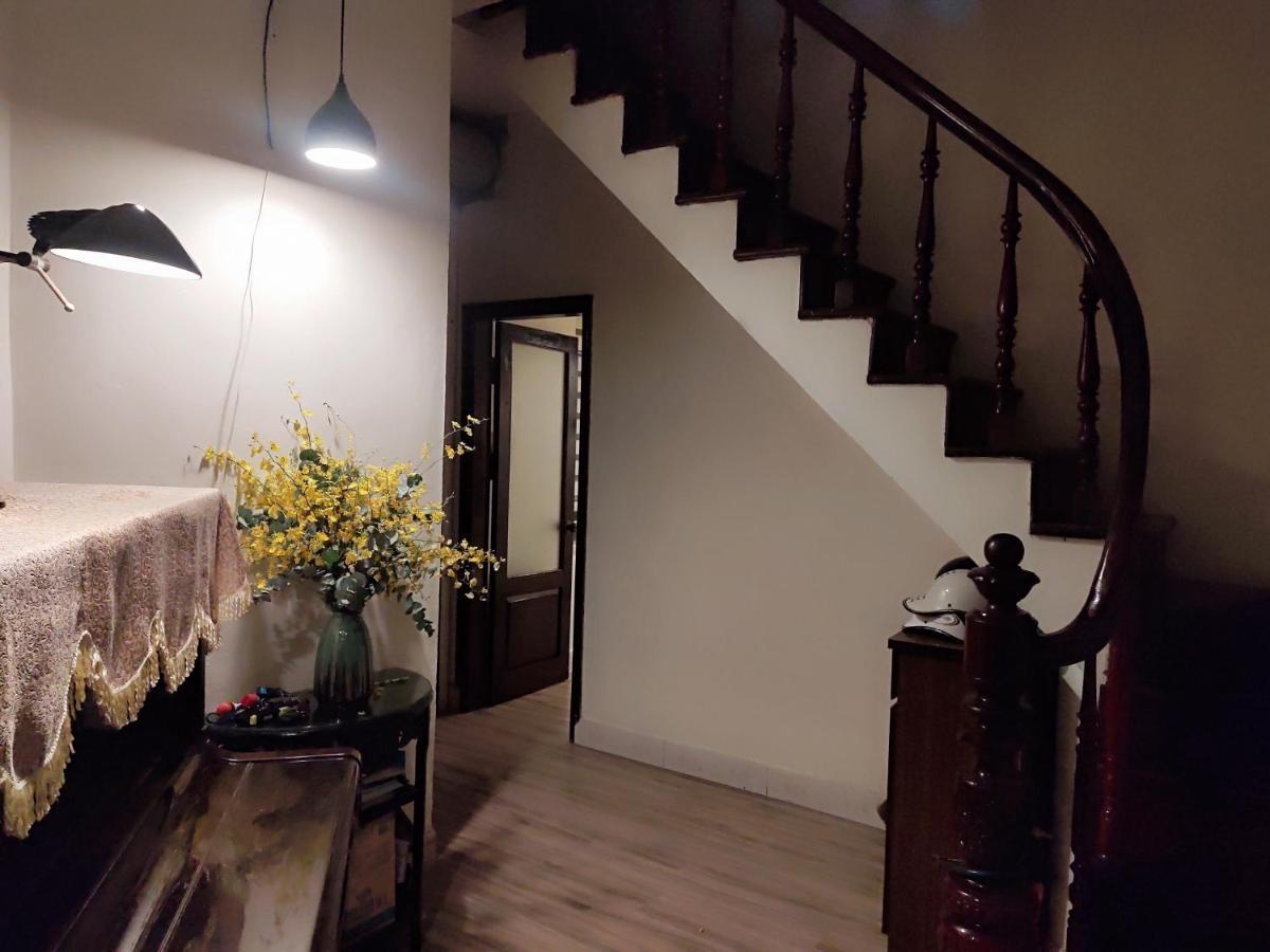 Da Tree Homestay Hanoi Exteriör bild