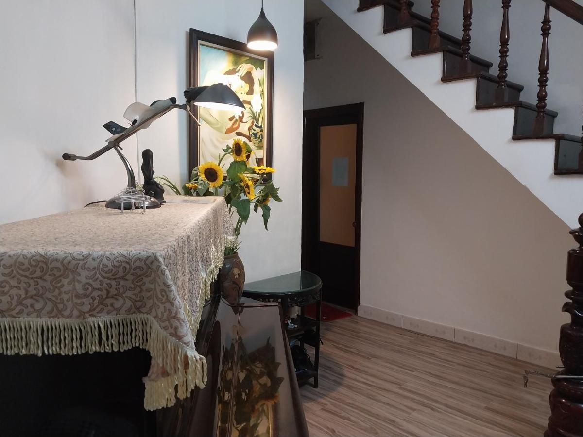 Da Tree Homestay Hanoi Exteriör bild